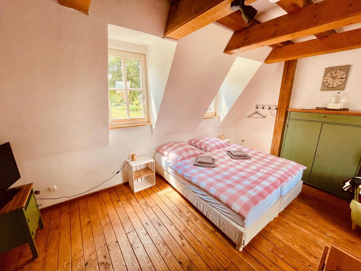 Moments Cafe & Apartmenthaus Thurnau Exterior foto