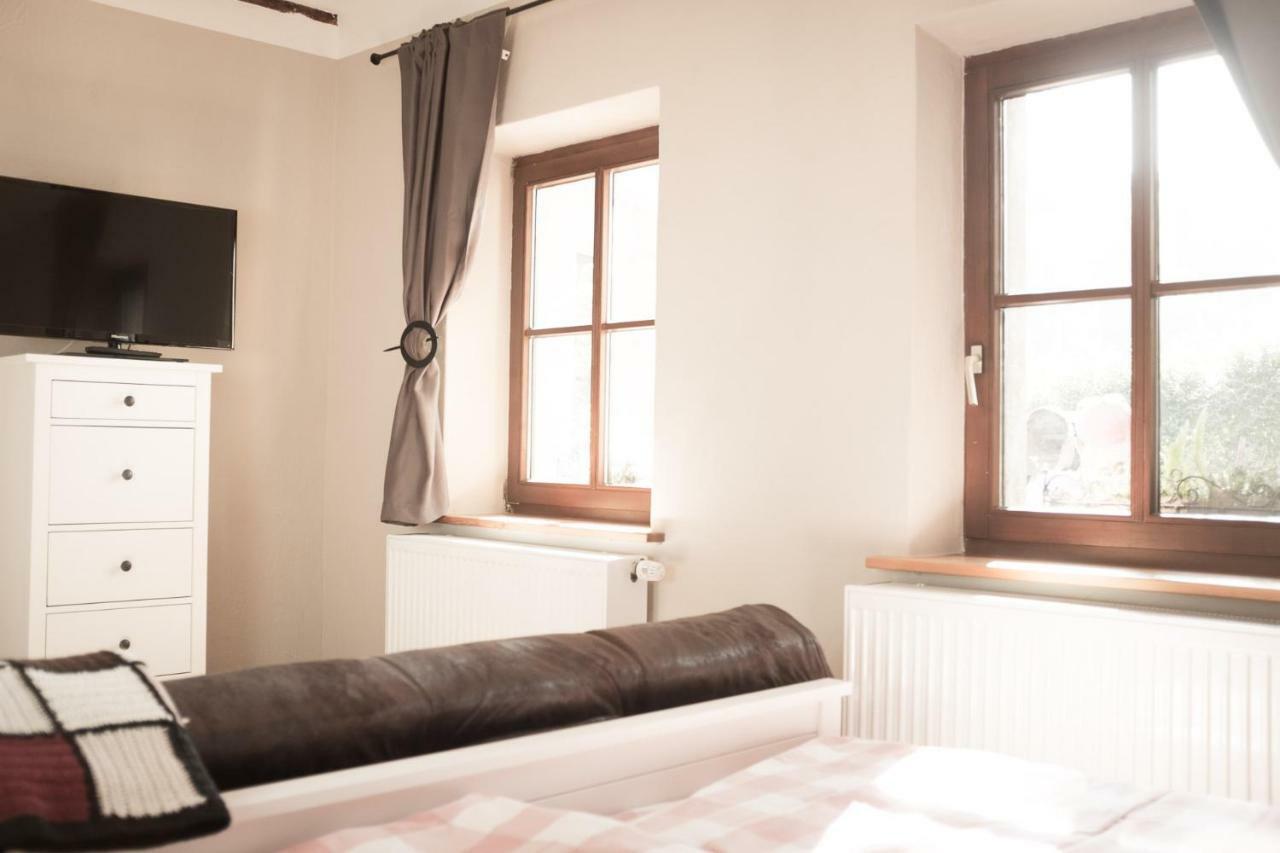 Moments Cafe & Apartmenthaus Thurnau Exterior foto